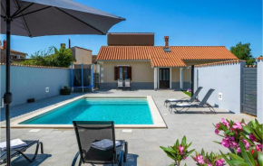 Beautiful Home In Loborika With Kitchen